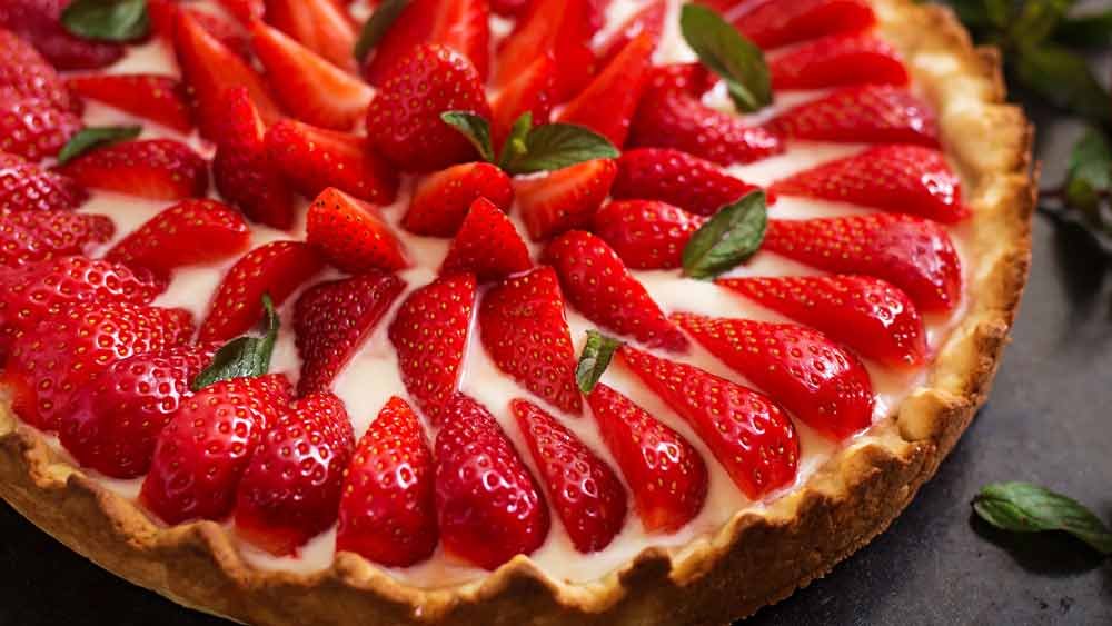 a strawberry tart dessert